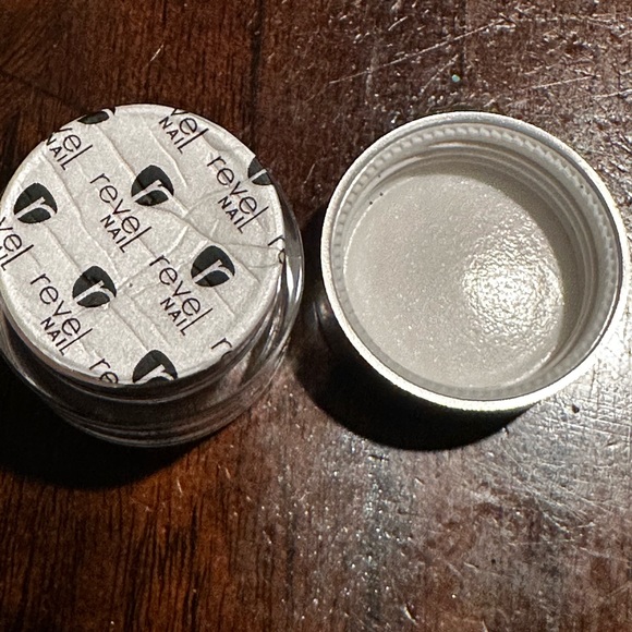 COPY - Revel Nail Razzberry DIP POWDER 0.5 oz - Picture 4 of 4